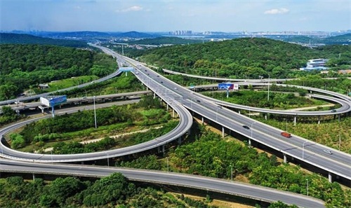 梁溪钢筋套筒应用于高速公路